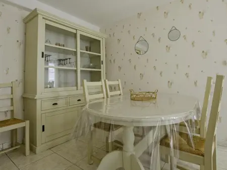 Gîte 5 pers. à Gyé-sur-Seine, jardin clos et cuisine d'été : photo 7
