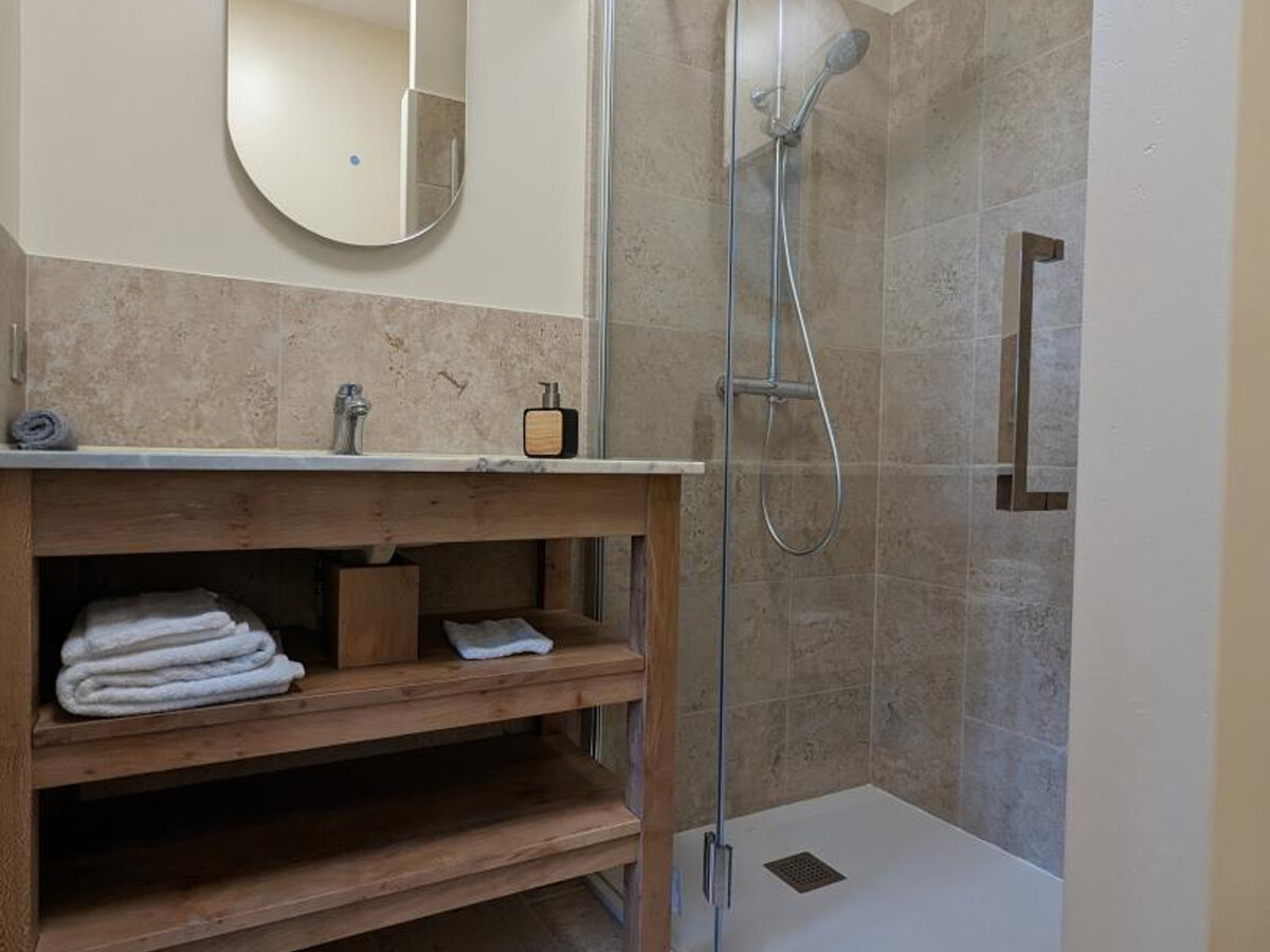 Appartement 116m² centre-ville Jarnac, garage et équipements bébé - Photo 23