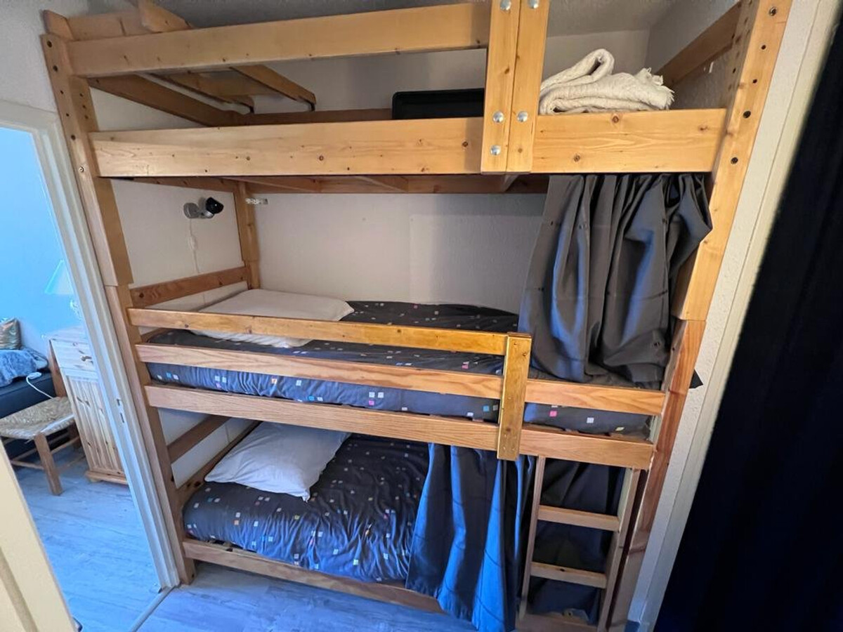 Studio cabine 4 pers. balcon vue montagne aux Angles - Photo 4