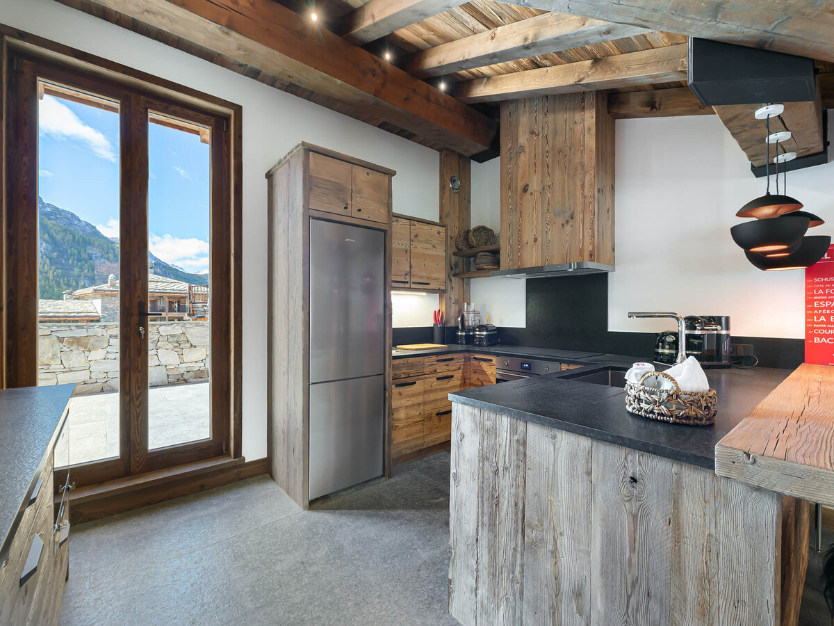 Duplex 4 chambres, parking couvert et WiFi à Val-d'Isère - Photo 3