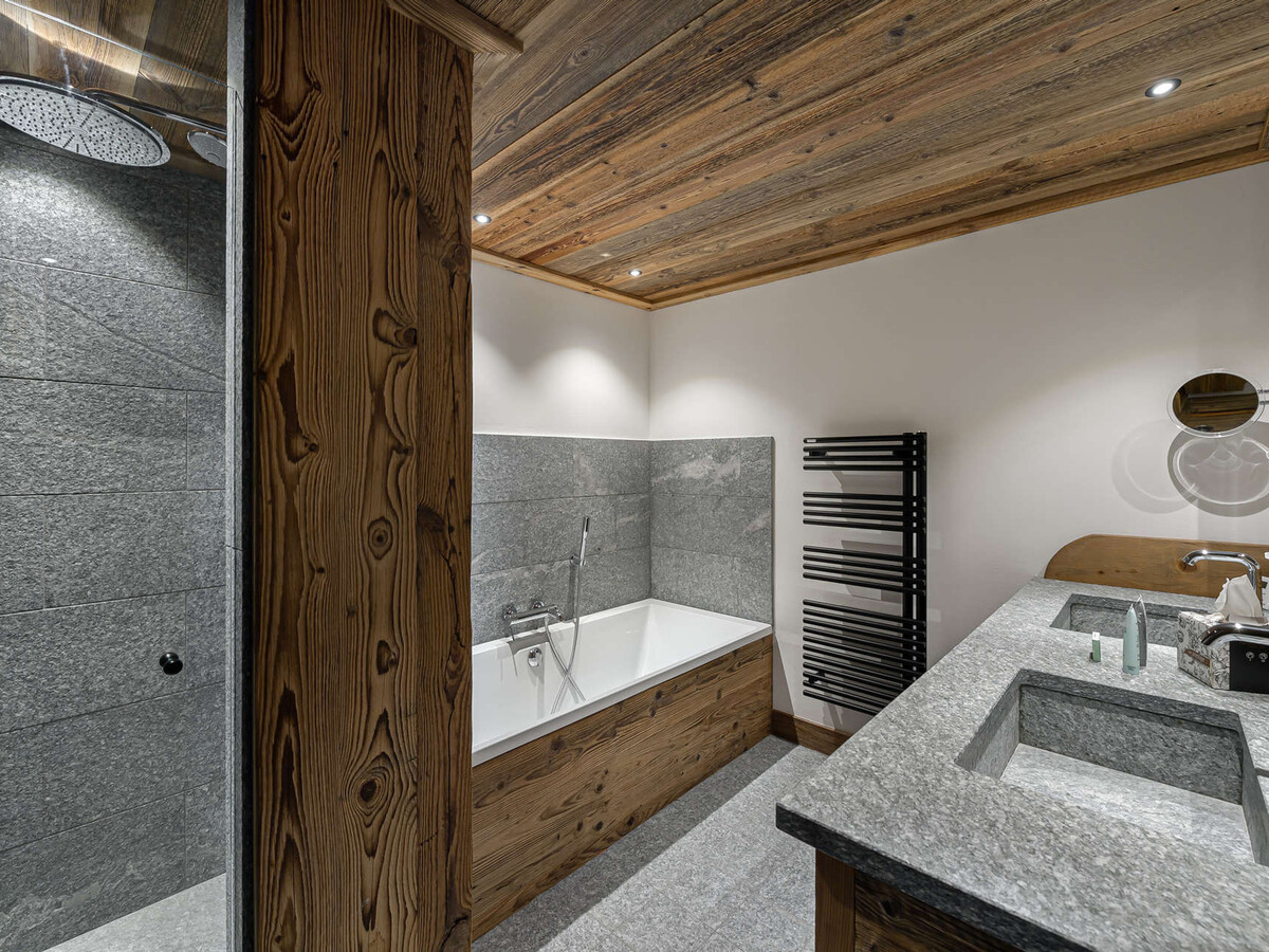 Duplex 4 chambres, parking couvert et WiFi à Val-d'Isère - Photo 12