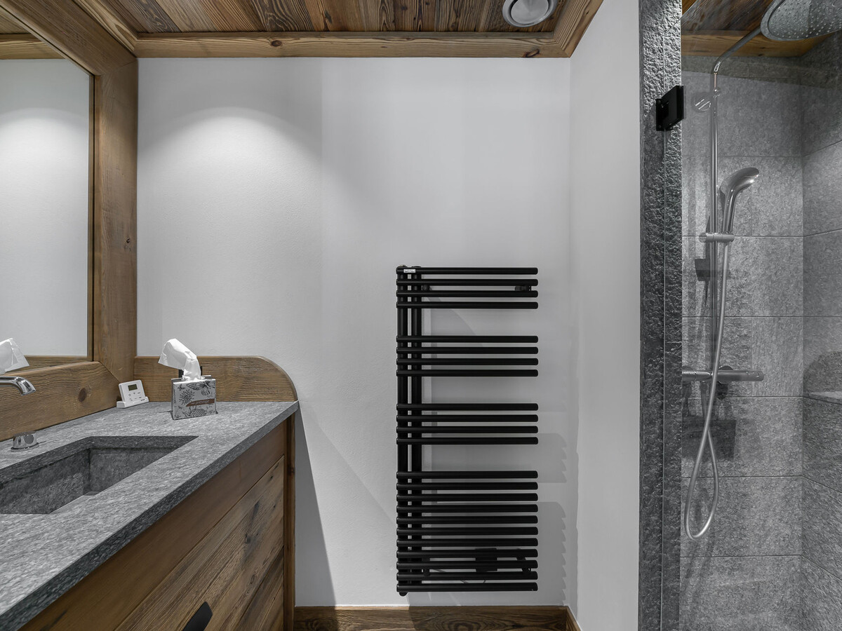 Duplex 4 chambres, parking couvert et WiFi à Val-d'Isère - Photo 14