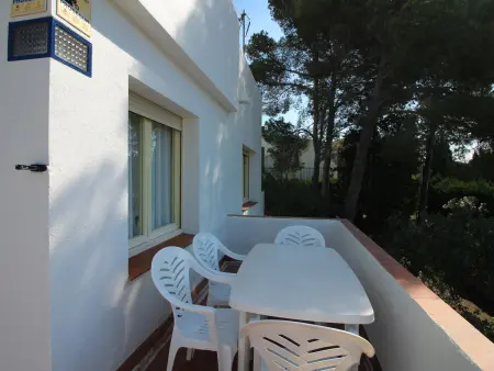 Villa Spacieuse avec Jardin près de la Plage, Villa 8 personnes à Llançà - Photo 2