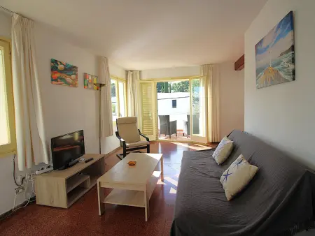 Villa Spacieuse avec Jardin près de la Plage, Villa 8 personnes à Llançà - Photo 5
