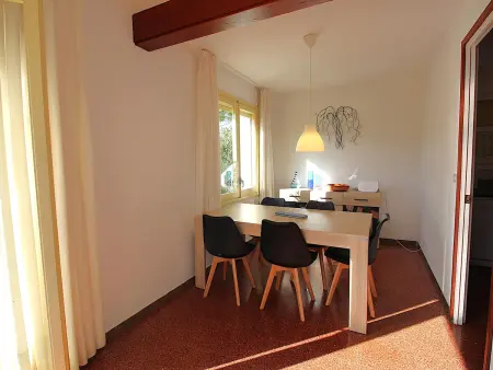 Villa Spacieuse avec Jardin près de la Plage, Villa 8 personnes à Llançà - Photo 8
