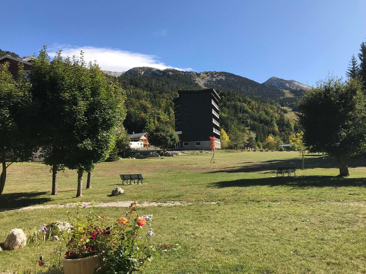 Studio cabine idéalement situé au pied des pistes de Corrençon - Photo 7