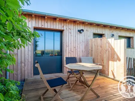Gîte plain-pied entre Loire et Layon, terrasse bois : photo 21