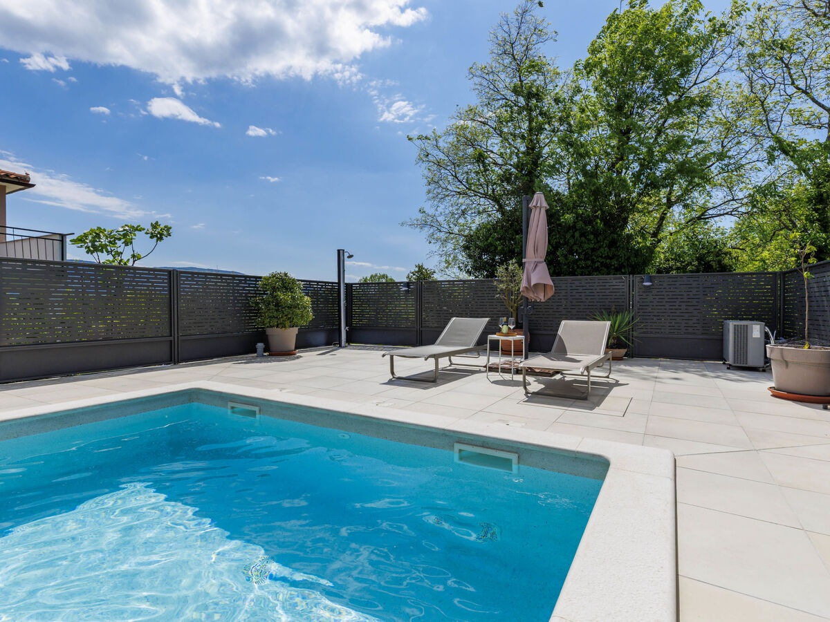 Villa Lora à Kršan : maison avec piscine chauffée - Photo 20