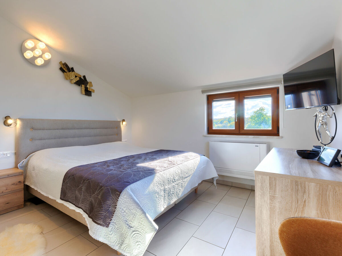 Villa Lora à Kršan : maison avec piscine chauffée - Photo 38