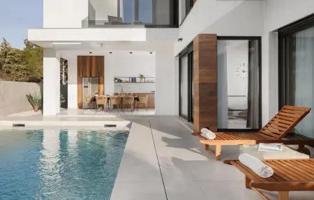 Location maison à Zambratija