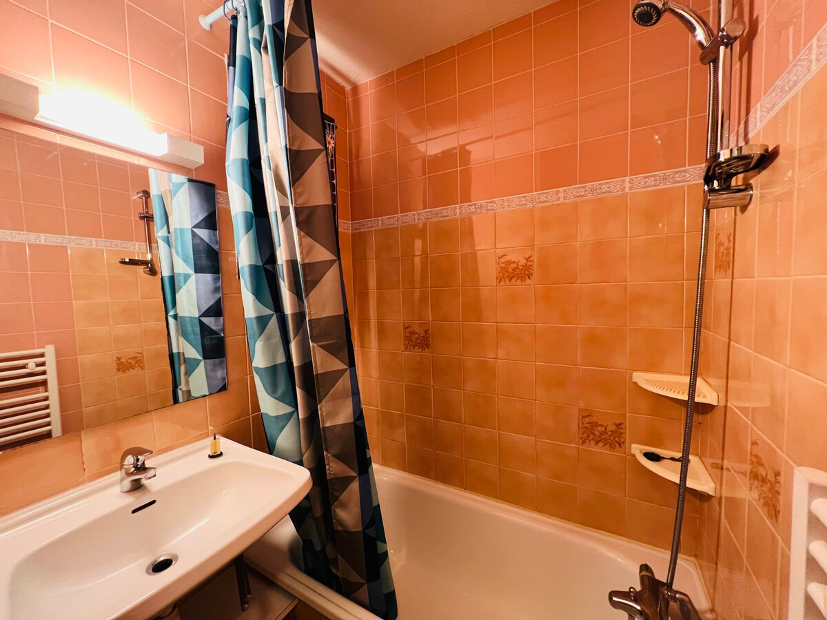 Studio cabine 4 pers aux Saisies, balcon sud - Photo 3