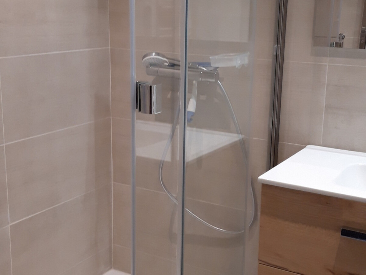 Appartement 6 pers rénové · 11e étage · Balcon Sud-Ouest - Photo 8