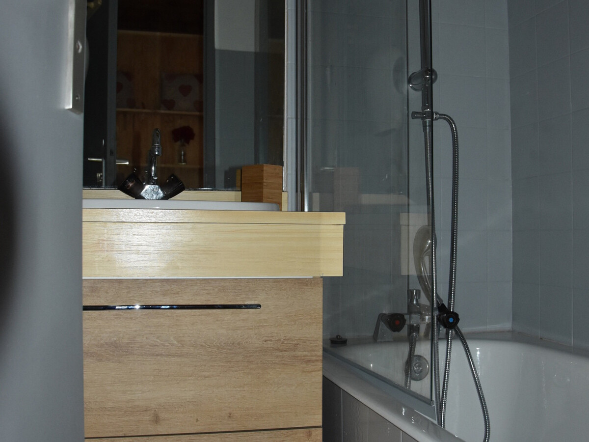Duplex 36 m² centre Pralognan, balcon SE et parking - Photo 9