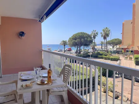 Appartement 2 pièces vue mer avec garage à Fréjus : photo 9