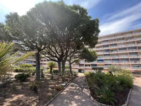 Appartement 2 pièces vue mer avec garage à Fréjus : photo 12
