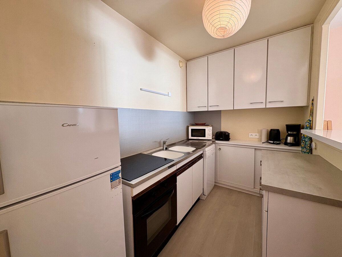 Appartement 2 chambres face mer avec parking privé - Photo 5