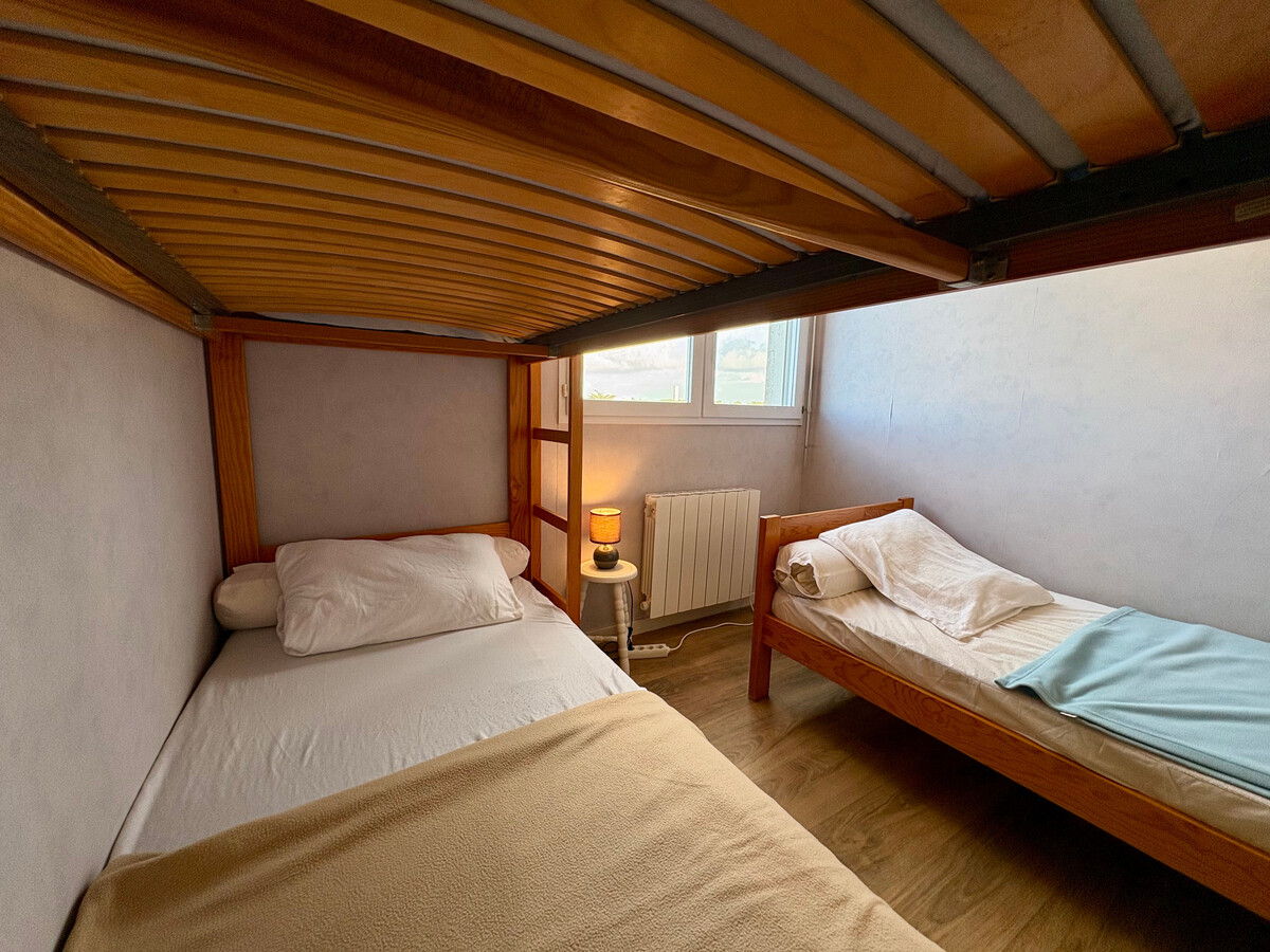 Appartement 2 chambres face mer avec parking privé - Photo 8