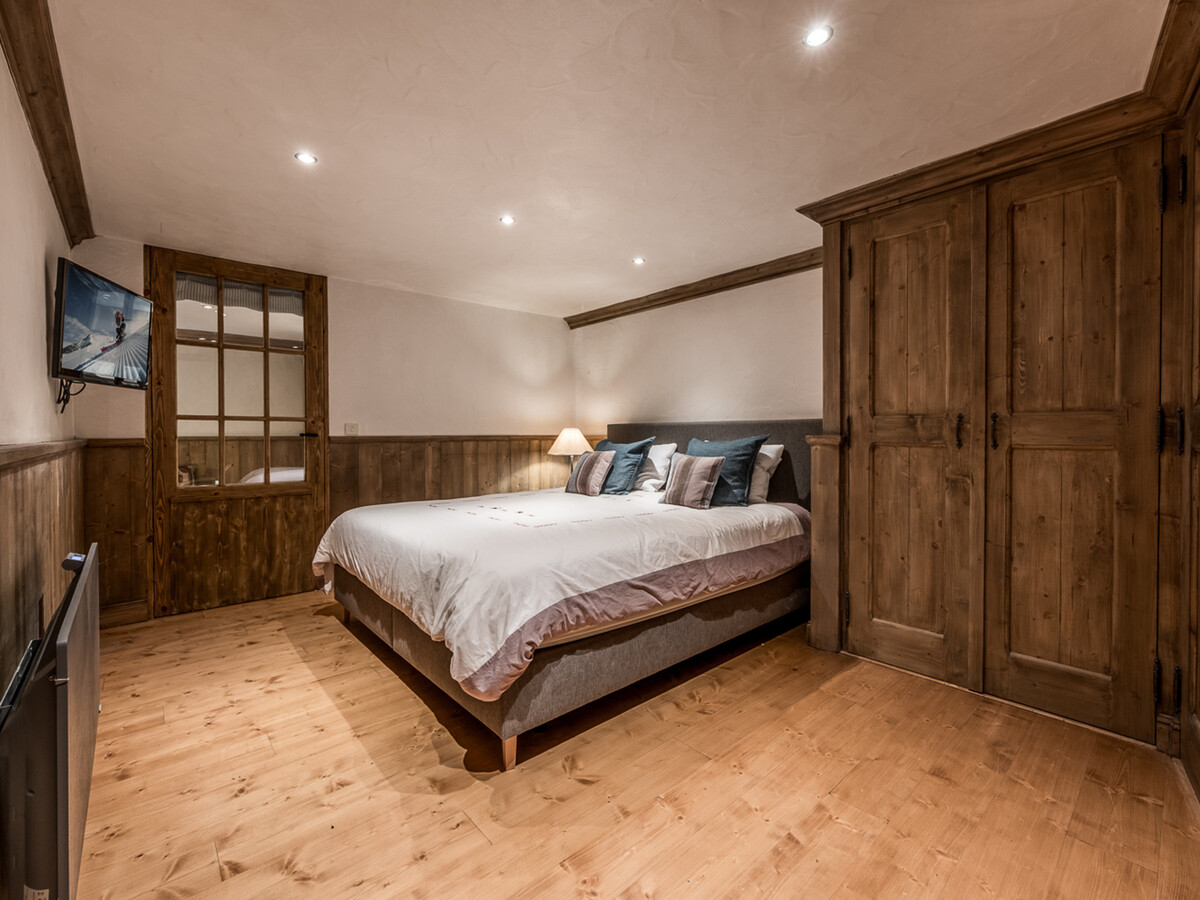 Chalet Courchevel 1850 : 5 chambres, piscine & jacuzzi - Photo 2
