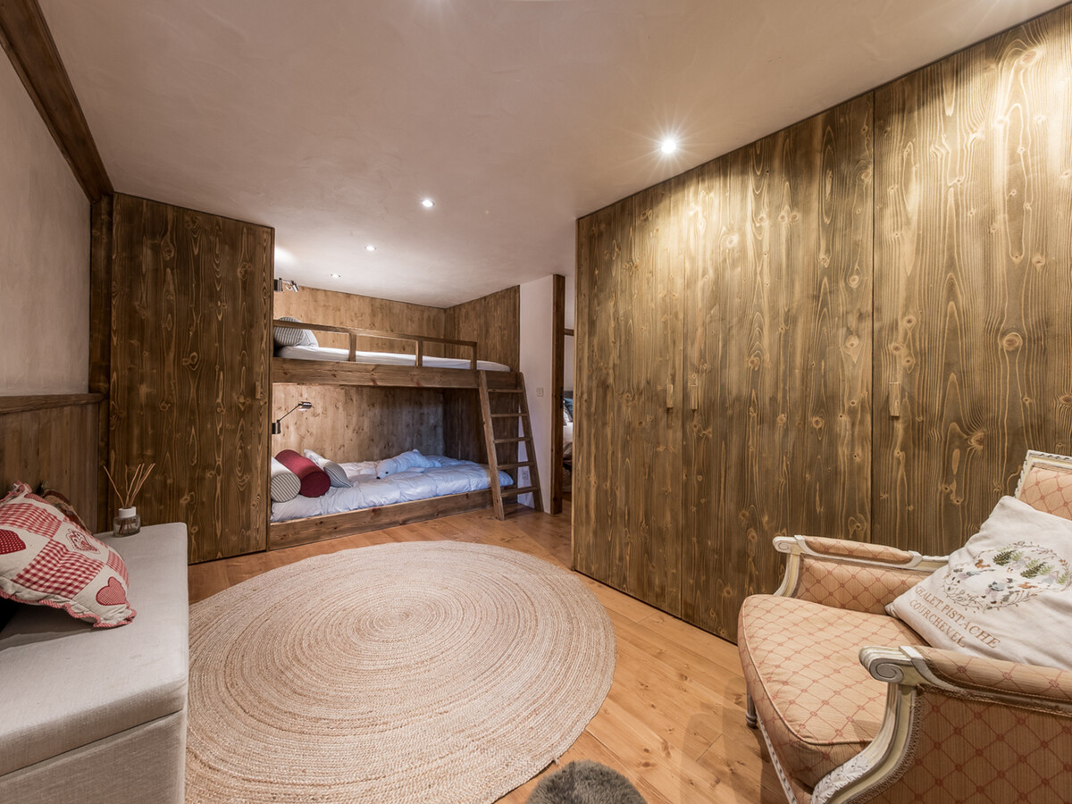 Chalet Courchevel 1850 : 5 chambres, piscine & jacuzzi - Photo 3