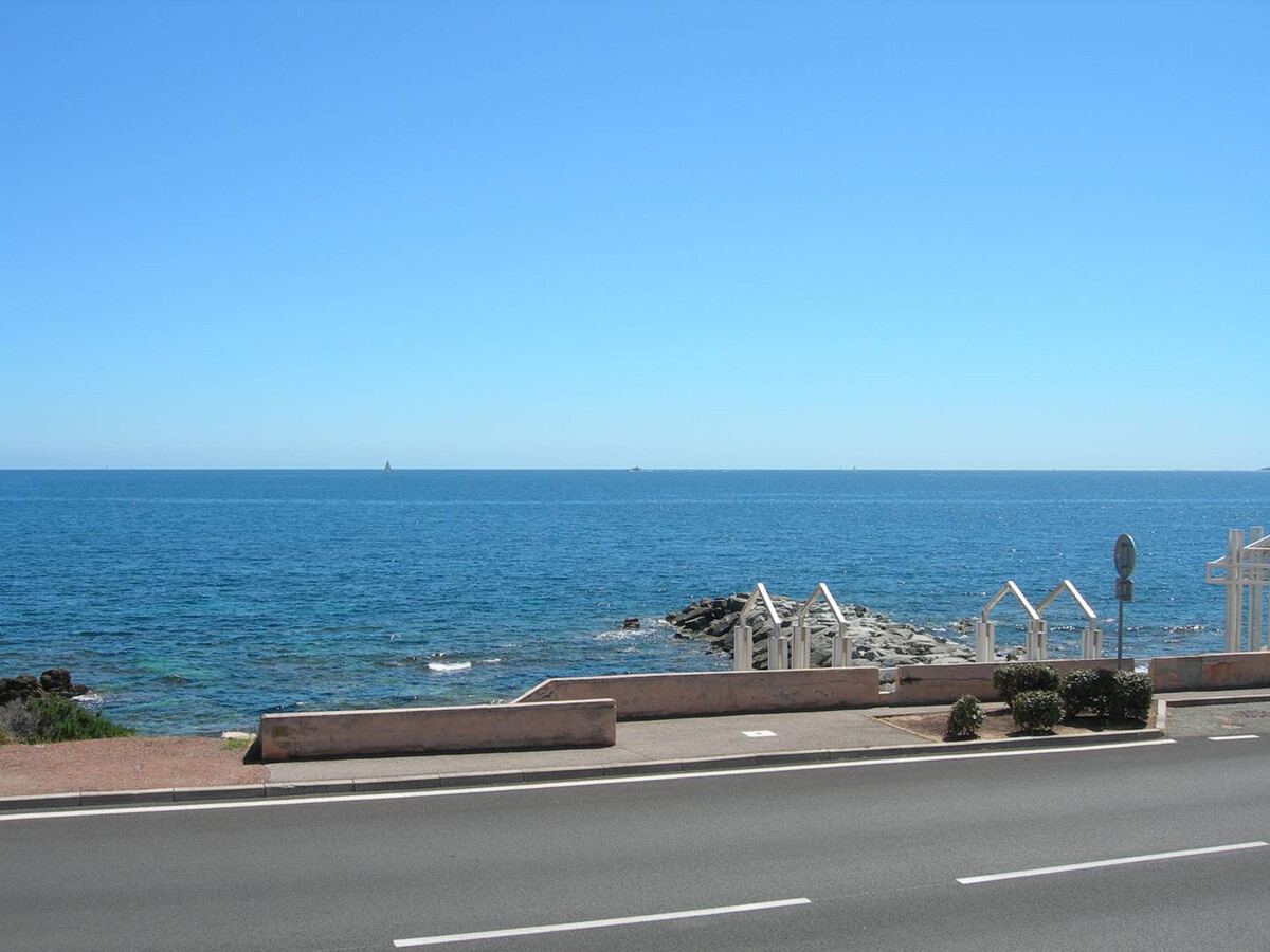 T2 rénové face mer aux Issambres, 20 m de la plage - Photo 10