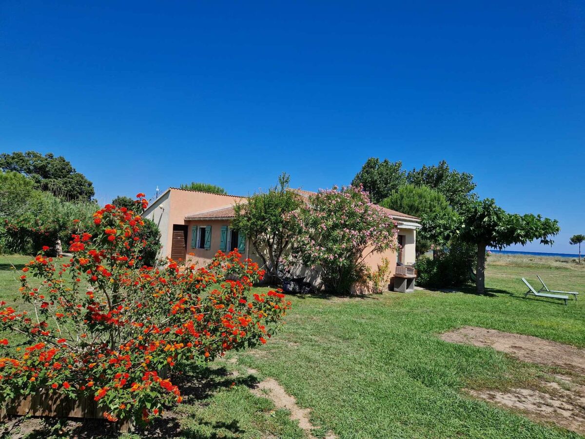 Mini Villa 2/4 personnes avec terrasse à Moriani-Plage - Photo 2