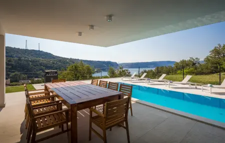 Location maison à Bakarac, Villa Adria Blue
