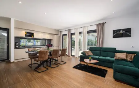 Villa Nobu, Maison 6 personnes à Krnica - Photo 2