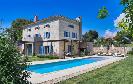 Location maison à Tinjan