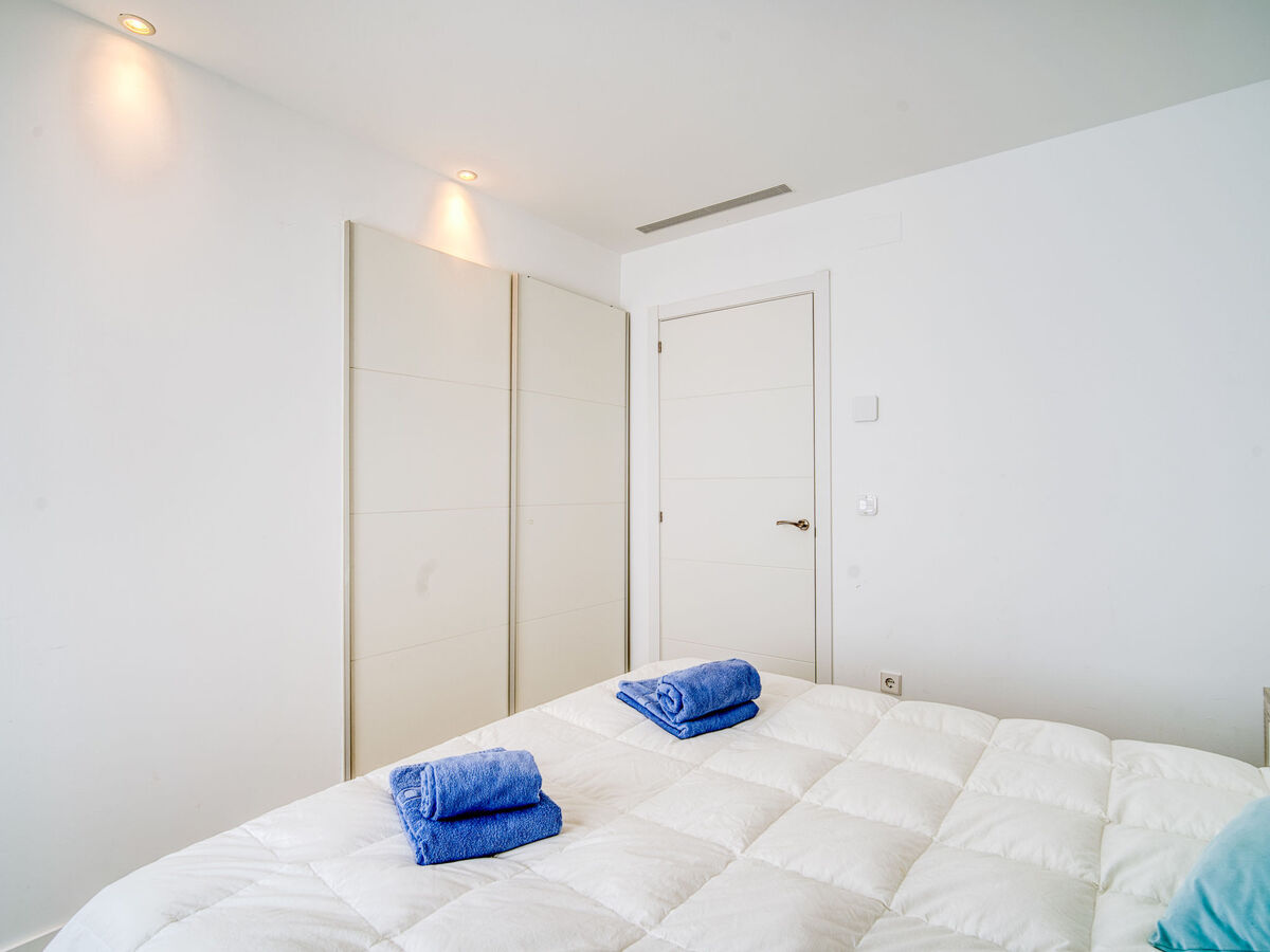 Lighthouse, maison moderne avec piscine à Empuriabrava - Photo 31