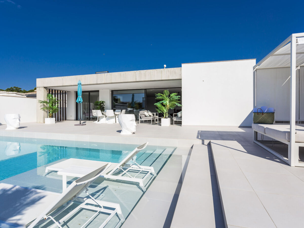 Lighthouse, maison moderne avec piscine à Empuriabrava - Photo 39