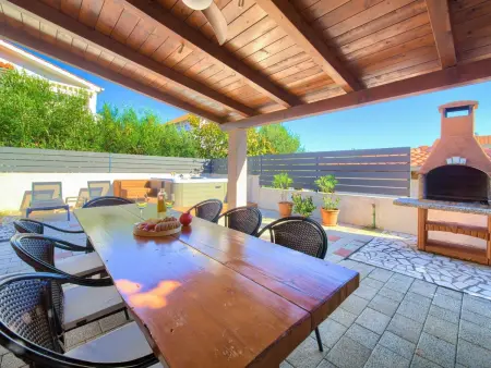 Maison Bernarda à Kornić, 2 chambres avec terrasse et vue mer : photo 12