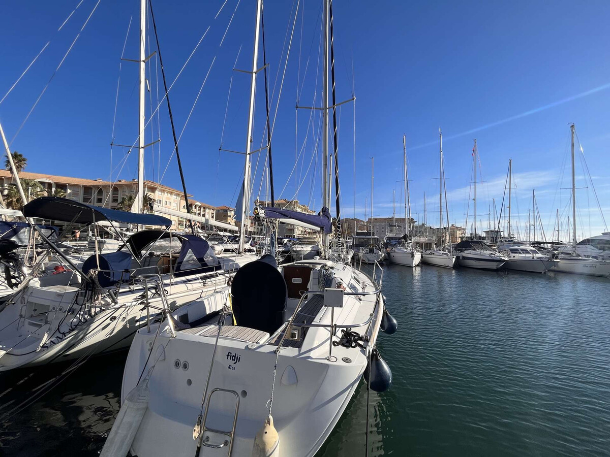 Studio cabine 2 pers Port Fréjus, face aux quais - Photo 13