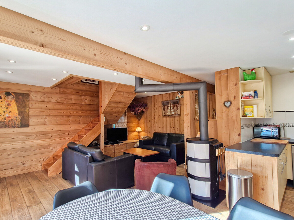 Chalet 80 m² lumineux à Flaine, garage et poêle scandinave - Photo 5