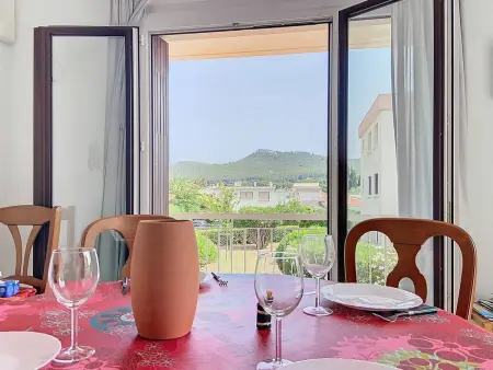 Location appartement à Saint Cyr sur Mer, Appartement lumineux près de la plage des Lecques avec wifi et climatisation