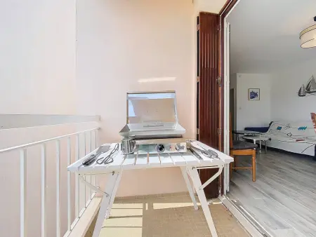 Appartement 65 m² à 150 m de la plage des Lecques : photo 8