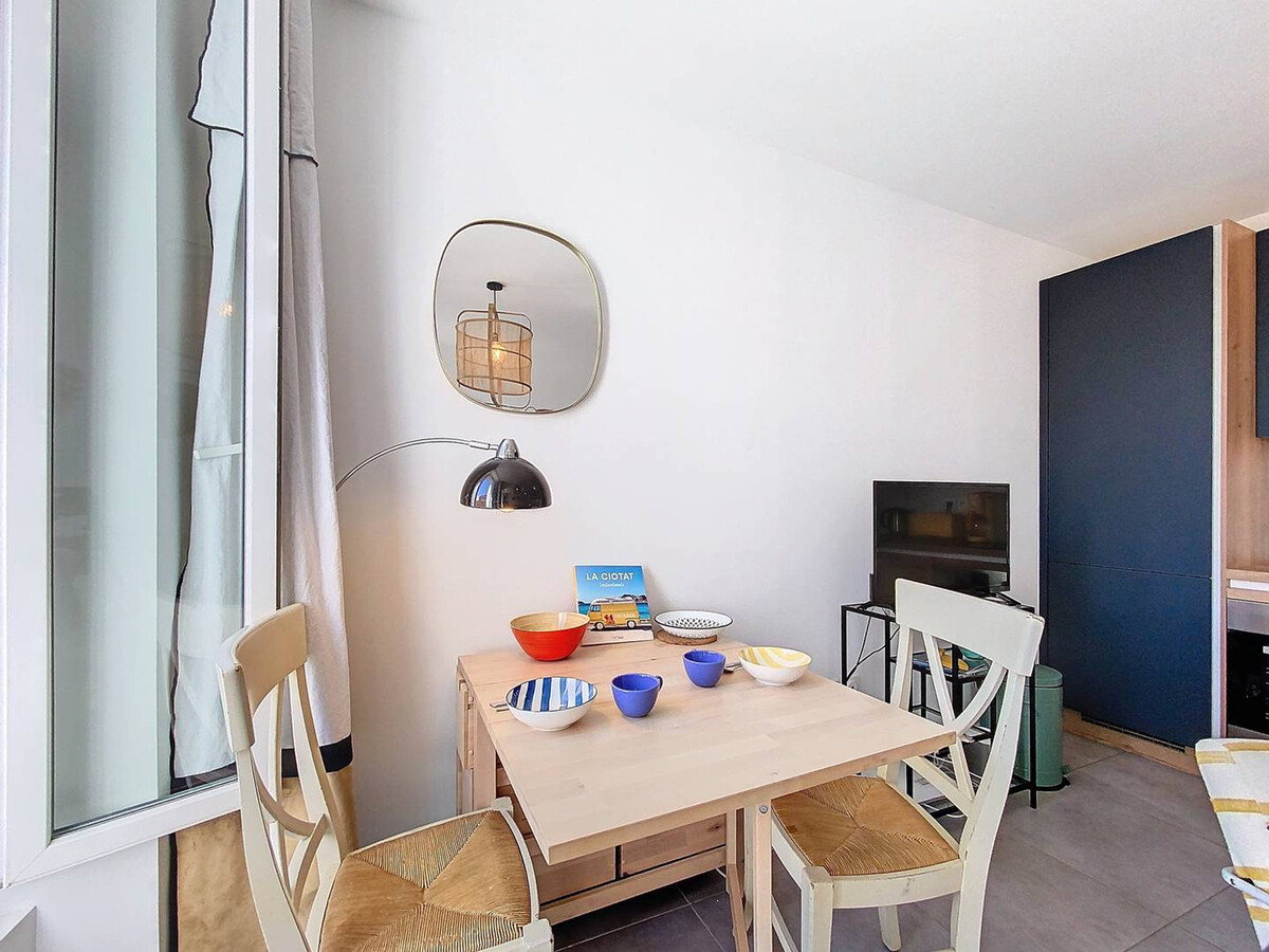 Appartement T2 traversant vue port, La Ciotat - Photo 3