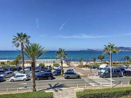 Appartement front de mer avec terrasse véranda : photo 4