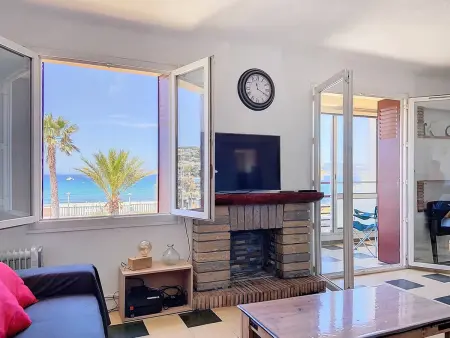 Appartement front de mer avec terrasse véranda : photo 5