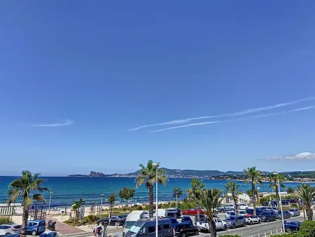 Appartement front de mer avec terrasse véranda : photo 17
