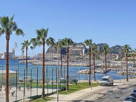 Appartement T3 avec climatisation et parking à La Ciotat (4 pers) - Photo 17