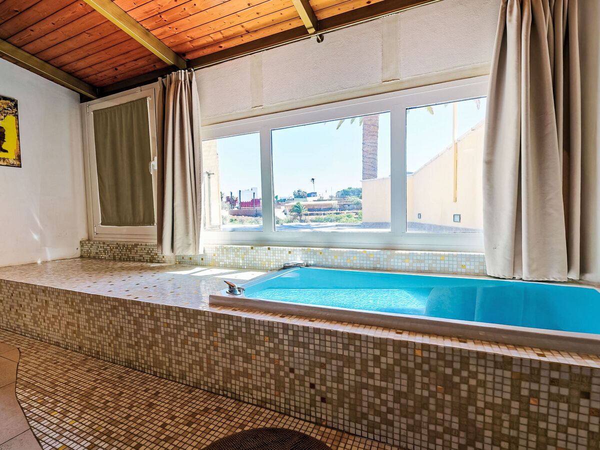 Villa Parralito Ingenio – 280 m² avec piscine privée à Maspalomas - Photo 14
