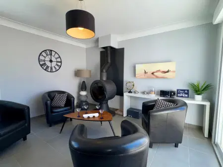 Maison Spacieuse avec Piscine Privée et Jardin à Saint Jean de Monts - Photo 2