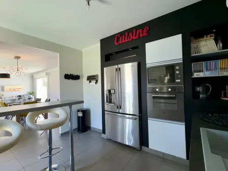Maison Spacieuse avec Piscine Privée et Jardin à Saint Jean de Monts - Photo 29