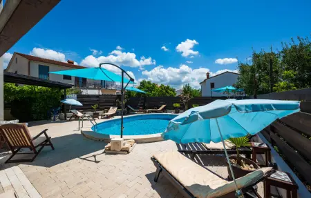 Location appartement à Peroj