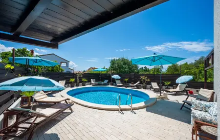 Location appartement à Peroj