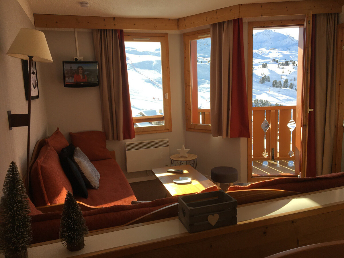Appartement 2 pièces skis aux pieds, balcon vue pistes - Photo 1