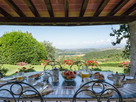 La Terrazza, gîte 10 personnes avec piscine à Vicchio : photo 3