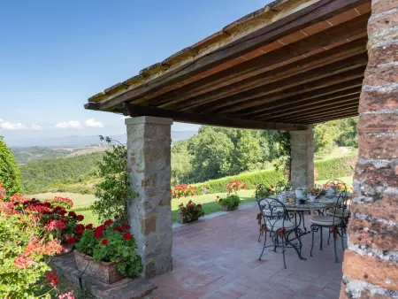 La Terrazza, gîte 10 personnes avec piscine à Vicchio : photo 9