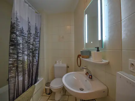 Studio 4 pers centre Morzine, balcon sud-ouest : photo 8