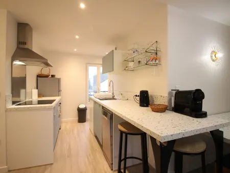 Bel appartement T3 rénové à La Bourboule, 4 personnes, 49m², proche thermes, wifi - Photo 2
